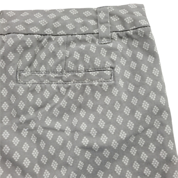 𝅺GRAY Mid Rise Shorts White Diamond Pattern Cotton Merona SZ 6 - Picture 2 of 7